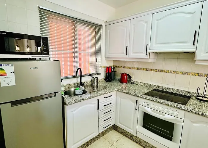 Royal Palace- Granada Park Apartment